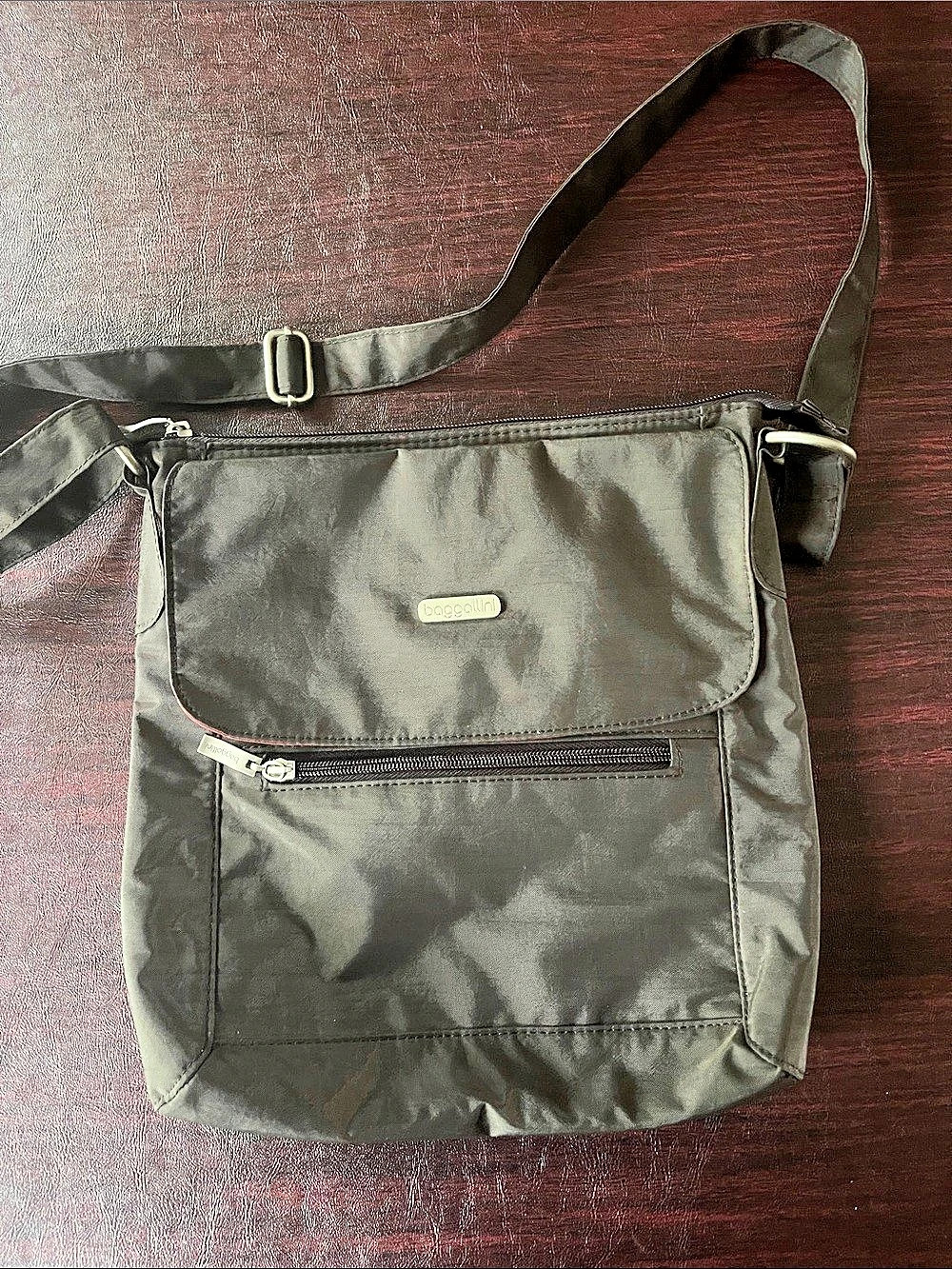 Travel Baggallini Crossbody Bag in Brown